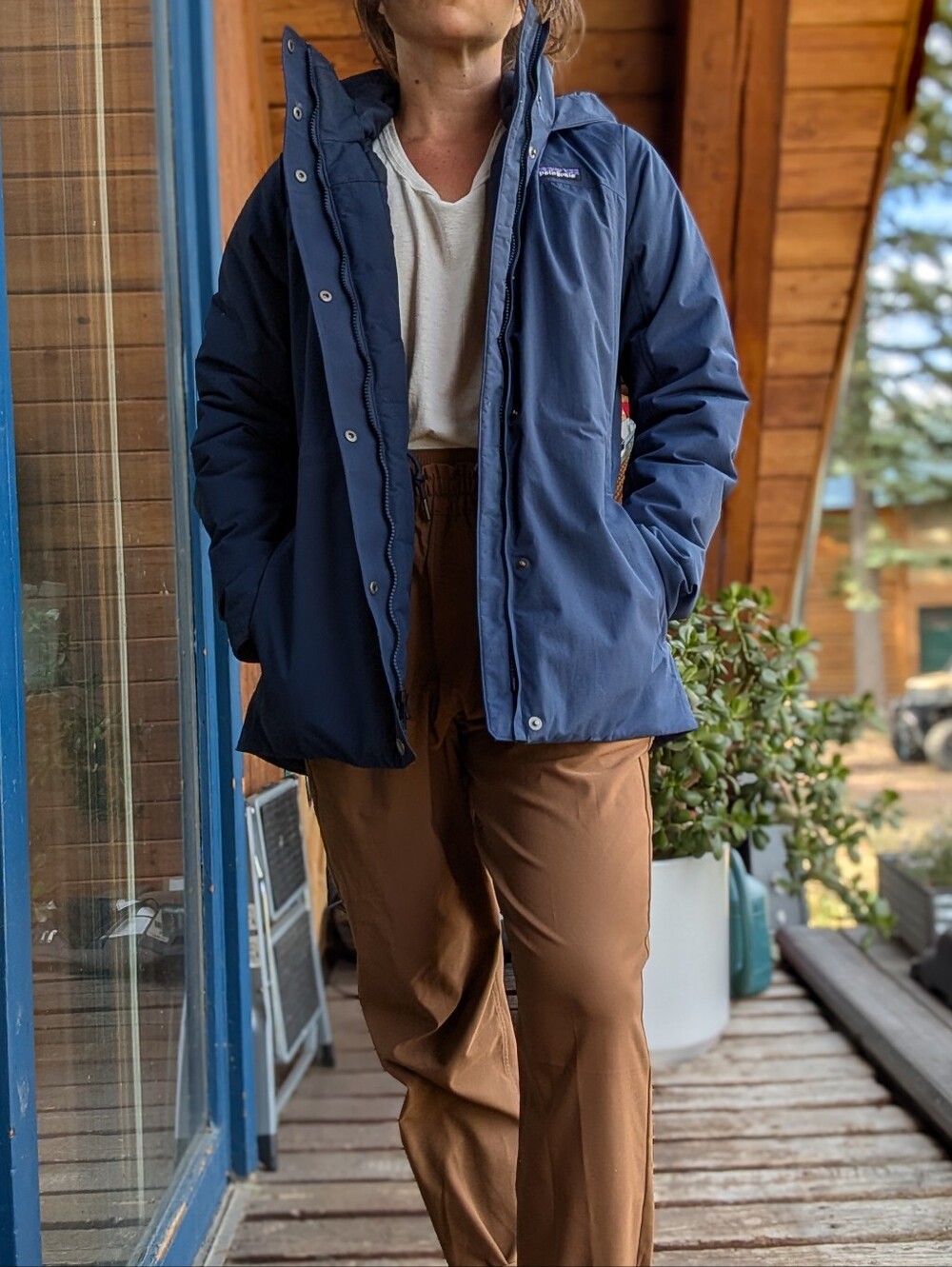 Patagonia Women's Navy Insulated Shell